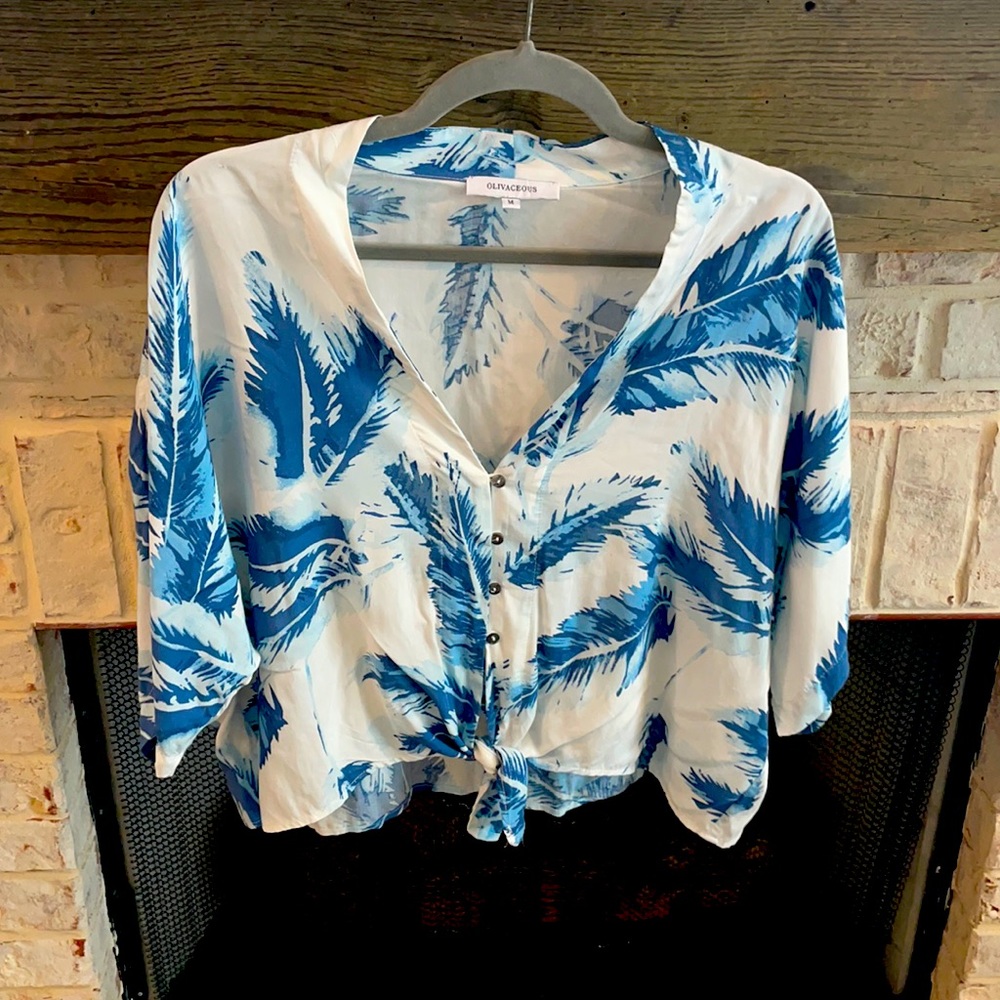 Olivaceous floral button down blouse, size Medium